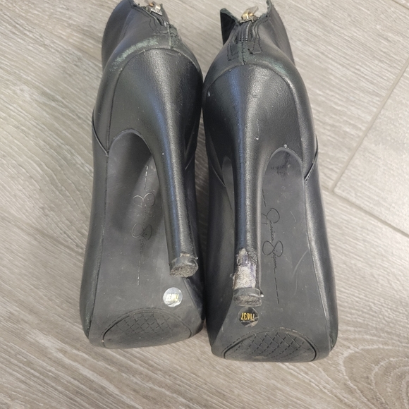 Jessica Simpson leather booties - Picture 6 of 8